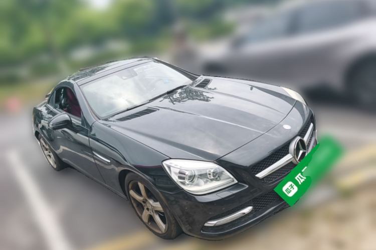 Used Mercedes-Benz SLK-Class 2011 SLK 200 Fashion Model Front Right 45 Deg