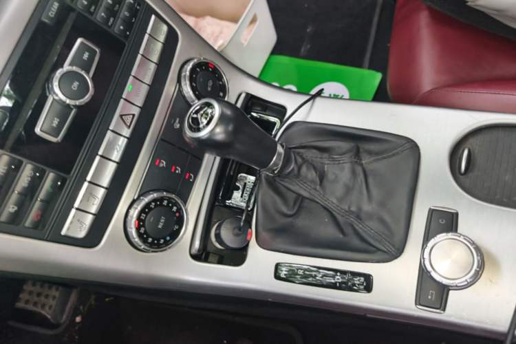 Used Mercedes-Benz SLK-Class 2011 SLK 200 Fashion Model Gear Lever