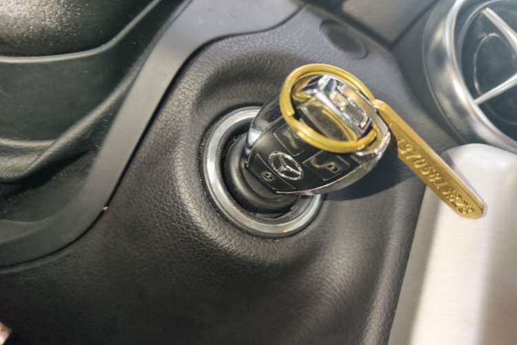 Used Mercedes-Benz SLK-Class 2011 SLK 200 Fashion Model Vehicle Key