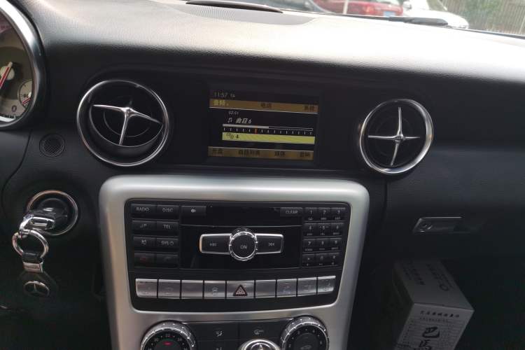 Used Mercedes-Benz SLK-Class 2011 SLK 200 Fashion Model Audio And AC Panel