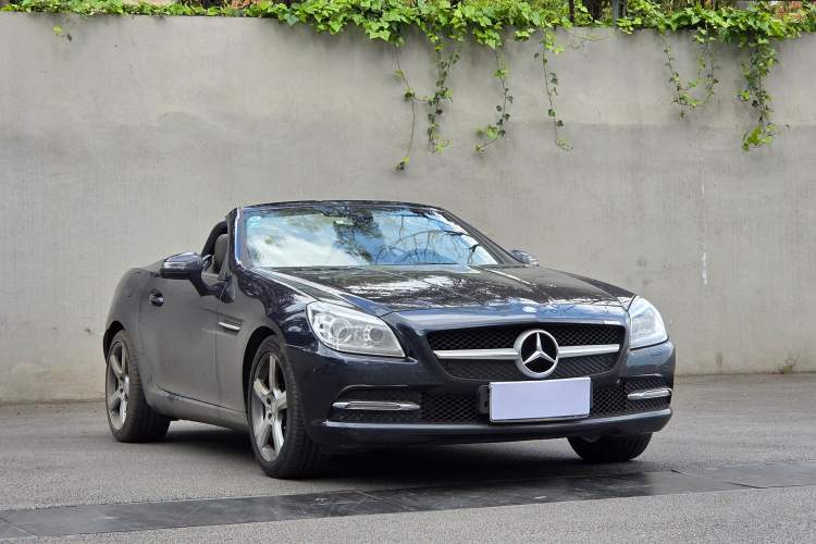 Used Mercedes-Benz SLK-Class 2011 SLK 200 Fashion Model Exterior 5