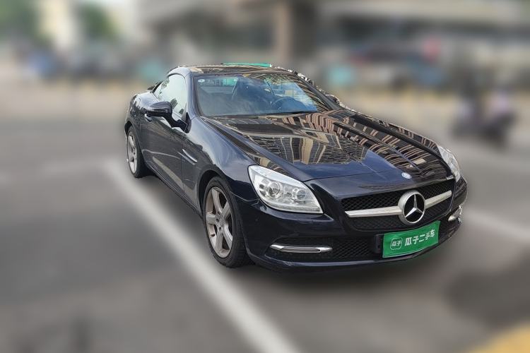 Used Mercedes-Benz SLK-Class 2011 SLK 200 Fashion Model Front Right 45 Deg