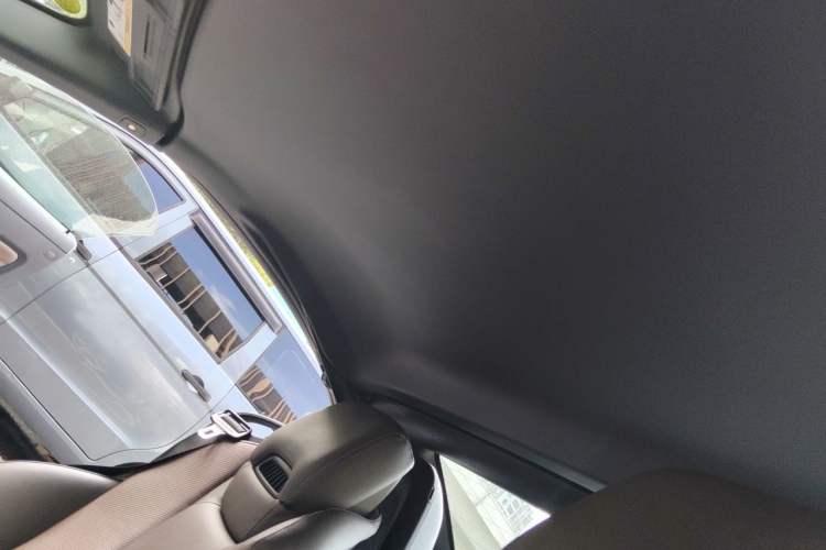 Used Mercedes-Benz SLK-Class 2011 SLK 200 Fashion Model Headliner