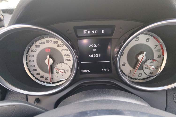 Used Mercedes-Benz SLK-Class 2011 SLK 200 Fashion Model Instrument Cluster