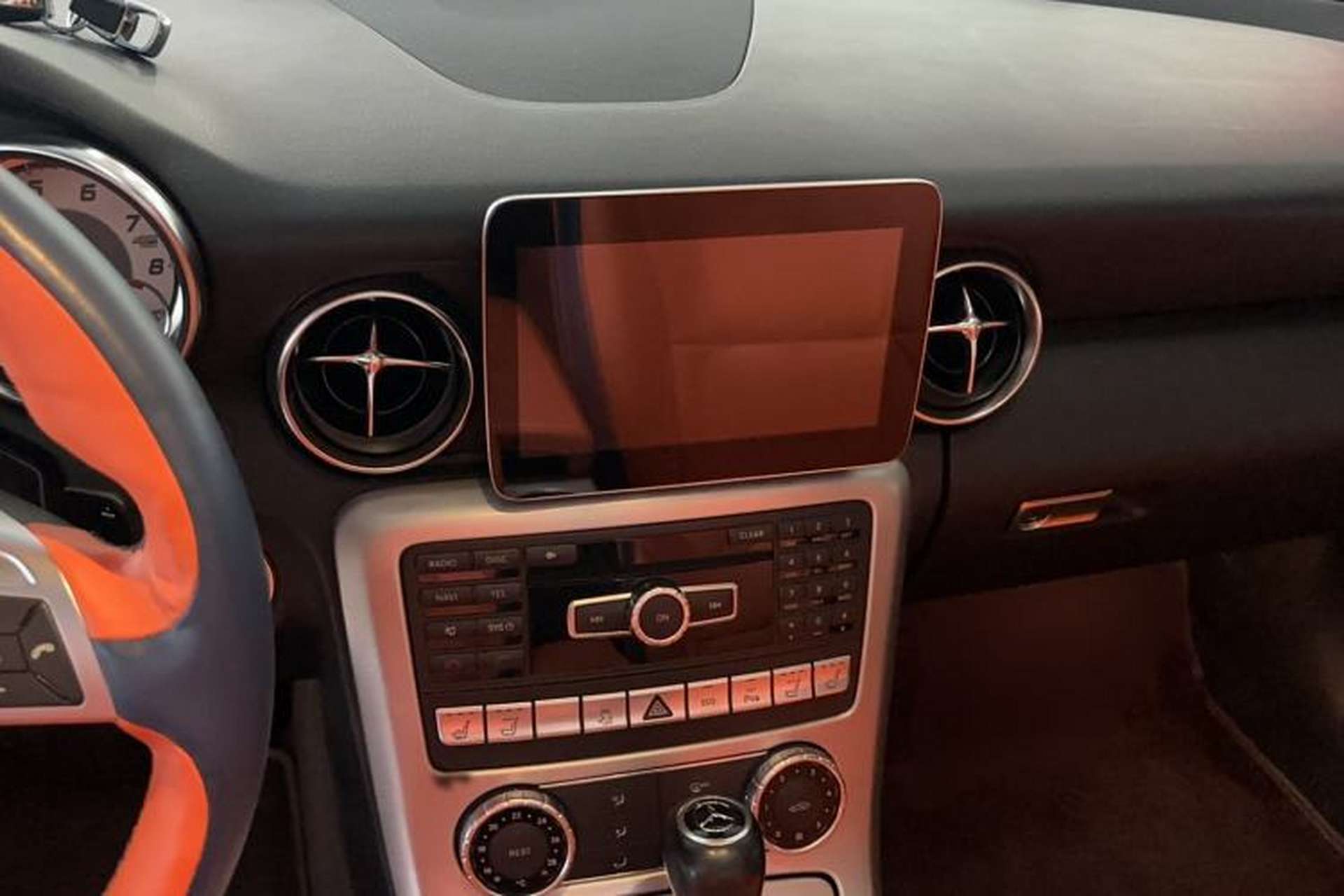Used Mercedes-Benz SLK-Class 2011 SLK 200 Fashion Model Interior 6