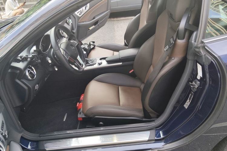 Used Mercedes-Benz SLK-Class 2011 SLK 200 Fashion Model Left Front Seat