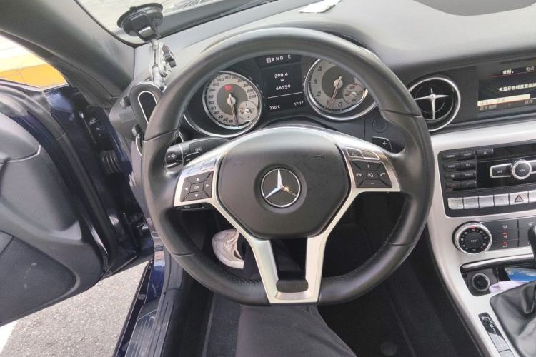 Used Mercedes-Benz SLK-Class 2011 SLK 200 Fashion Model Steering Wheel