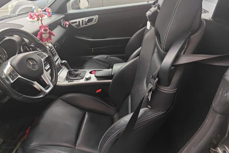 Used Mercedes-Benz SLK-Class 2011 SLK 200 Fashion Model Left Rear Seat