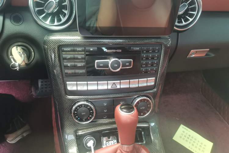 Used Mercedes-Benz SLK-Class 2011 SLK 200 Luxury Sports Model Audio And AC Panel