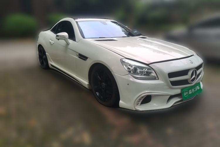 Used Mercedes-Benz SLK-Class 2011 SLK 200 Luxury Sports Model Front Right 45 Deg
