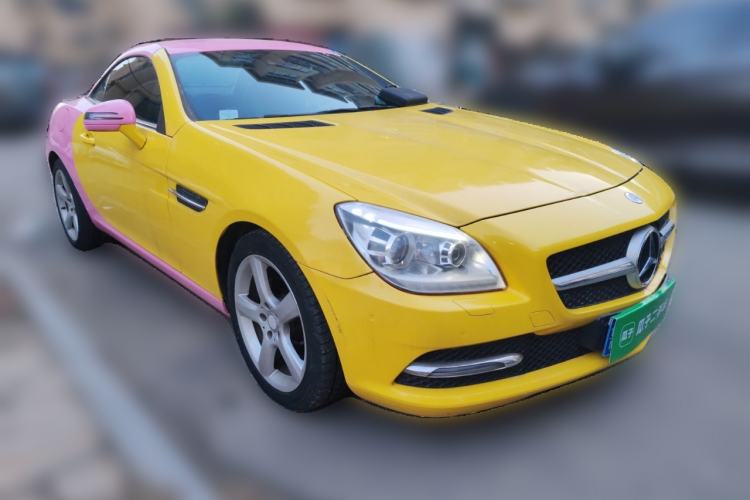 Used Mercedes-Benz SLK-Class 2011 SLK 200 Fashion Model Front Right 45 Deg