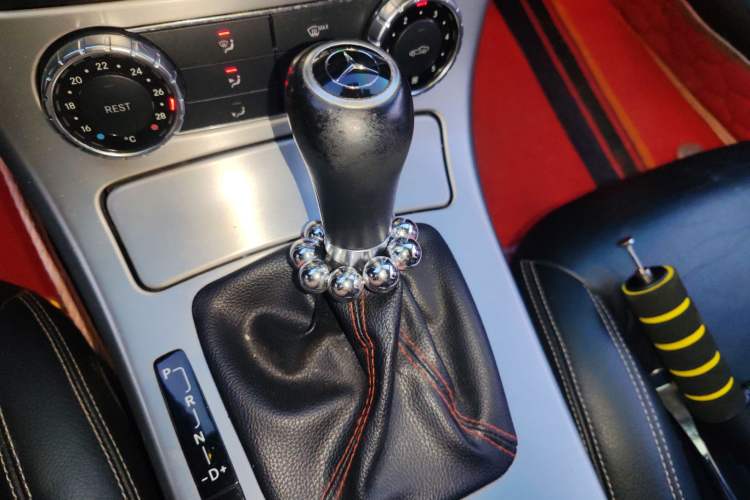 Used Mercedes-Benz SLK-Class 2011 SLK 200 Fashion Model Gear Lever