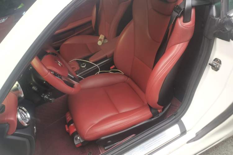 Used Mercedes-Benz SLK-Class 2011 SLK 200 Luxury Sports Model Left Front Seat