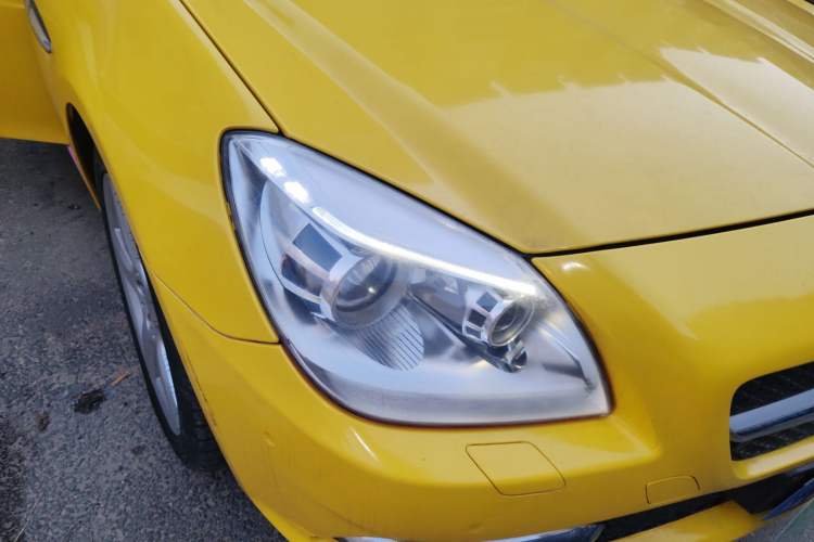 Used Mercedes-Benz SLK-Class 2011 SLK 200 Fashion Model Right Front Headlight