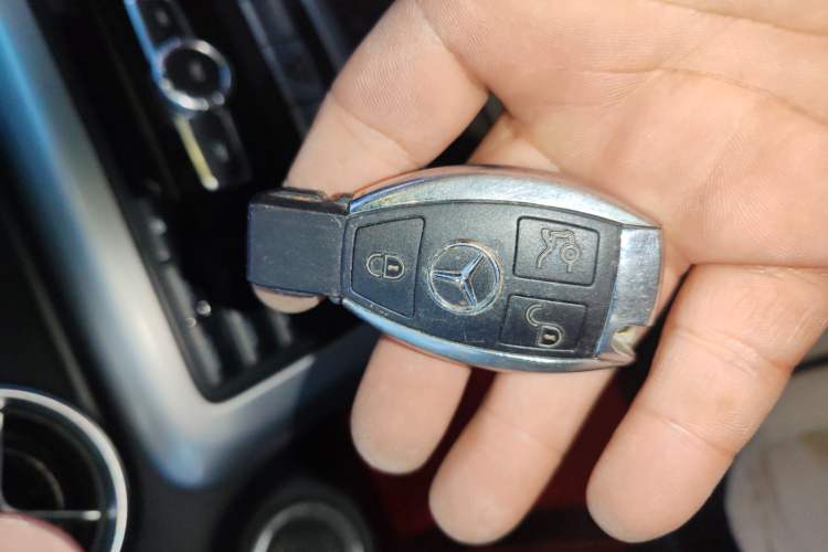 Used Mercedes-Benz SLK-Class 2011 SLK 200 Fashion Model Vehicle Key