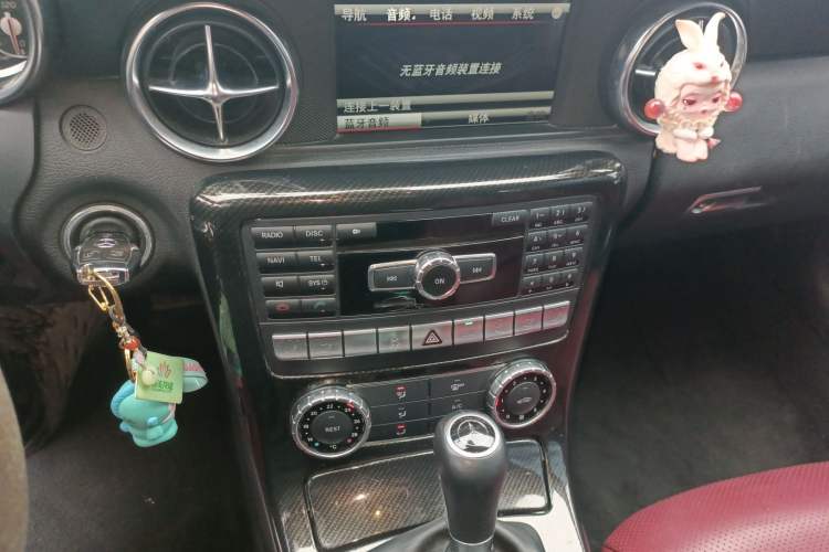 Used Mercedes-Benz SLK-Class 2011 SLK 200 Luxury Sports Model Audio And AC Panel