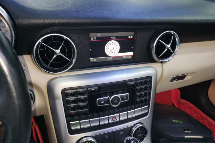 Used Mercedes-Benz SLK-Class 2011 SLK 200 Fashion Model Audio And AC Panel