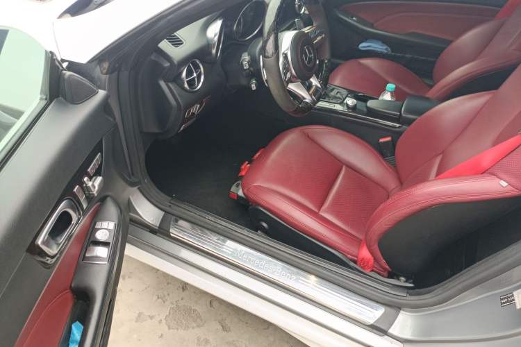 Used Mercedes-Benz SLK-Class 2011 SLK 200 Luxury Sports Model Driver Seat