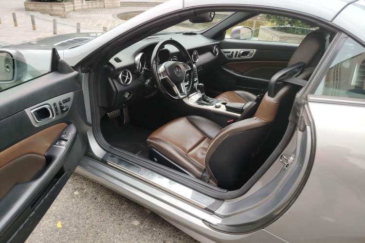 Used Mercedes-Benz SLK-Class 2011 SLK 350 Driver Seat