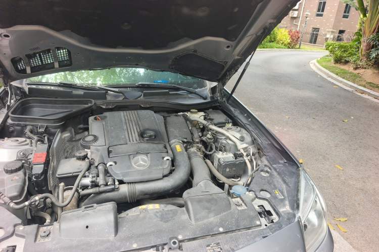 Used Mercedes-Benz SLK-Class 2011 SLK 200 Fashion Model Engine Bay Left