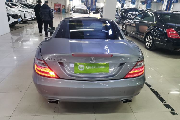 Used Mercedes-Benz SLK-Class 2011 SLK 200 Fashion Model Exterior 4