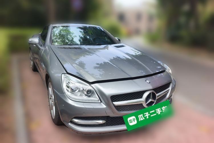 Used Mercedes-Benz SLK-Class 2011 SLK 200 Fashion Model Front Right 45 Deg