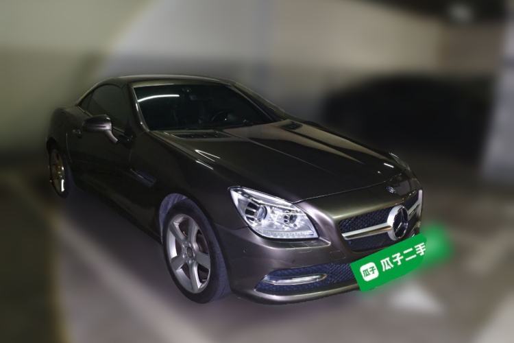 Used Mercedes-Benz SLK-Class 2011 SLK 200 Fashion Model Front Right 45 Deg