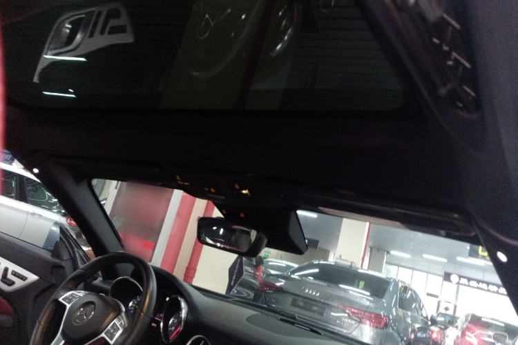 Used Mercedes-Benz SLK-Class 2011 SLK 200 Fashion Model Headliner