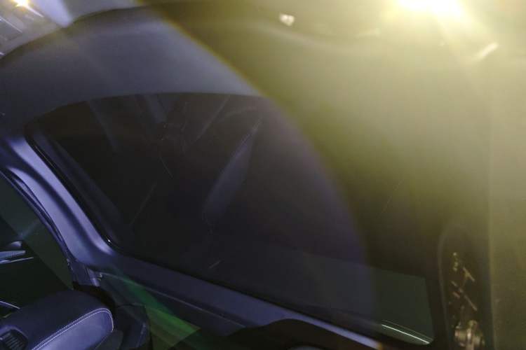 Used Mercedes-Benz SLK-Class 2011 SLK 200 Fashion Model Headliner