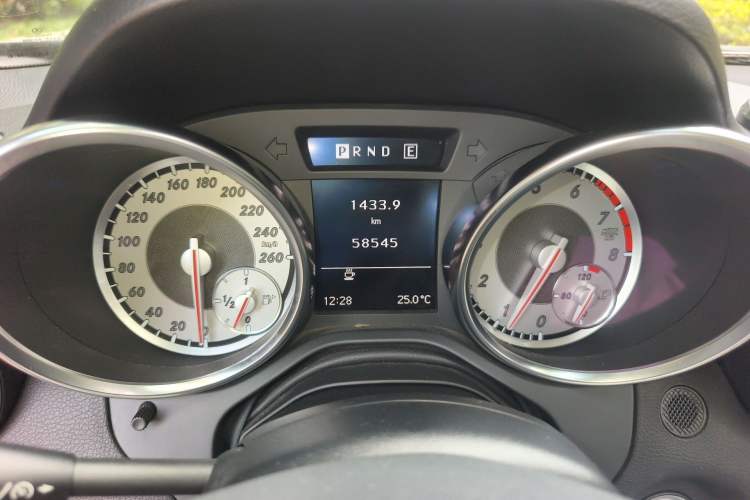 Used Mercedes-Benz SLK-Class 2011 SLK 200 Fashion Model Instrument Cluster