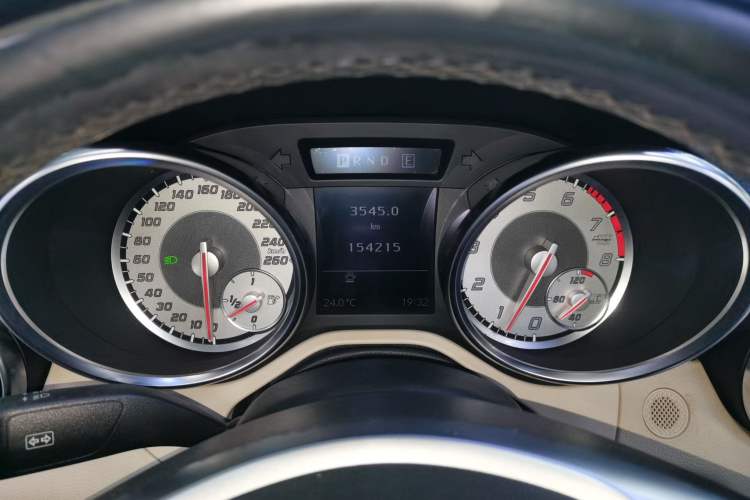 Used Mercedes-Benz SLK-Class 2011 SLK 200 Fashion Model Instrument Cluster