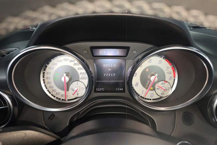 Used Mercedes-Benz SLK-Class 2011 SLK 200 Fashion Model Instrument Cluster