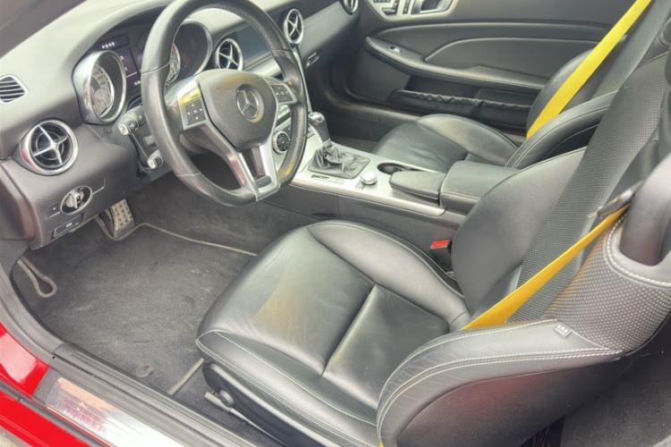 Used Mercedes-Benz SLK-Class 2011 SLK 200 Fashion Model Interior 1