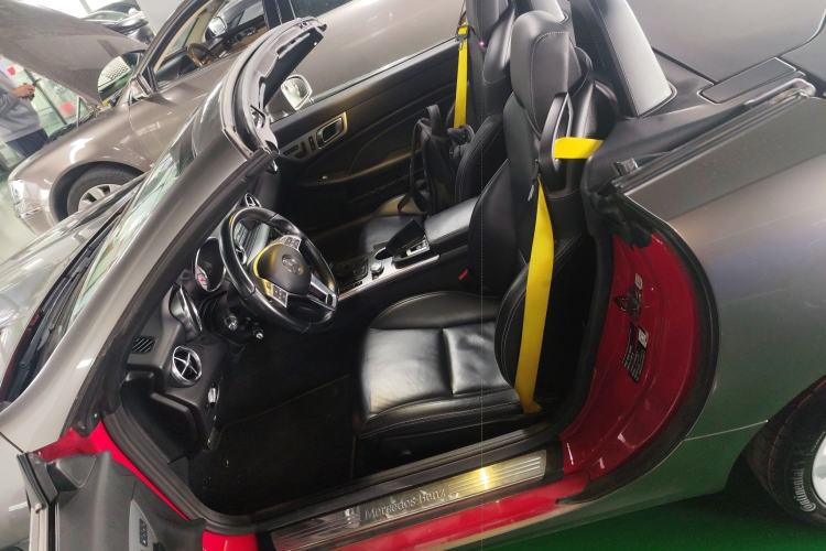 Used Mercedes-Benz SLK-Class 2011 SLK 200 Fashion Model Left Front Seat