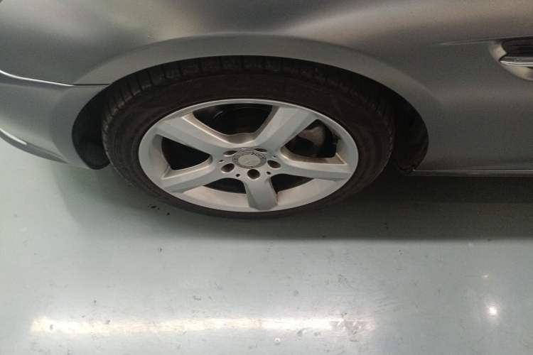 Used Mercedes-Benz SLK-Class 2011 SLK 200 Fashion Model Left Front Wheel Hub