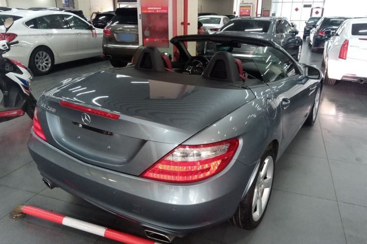 Used Mercedes-Benz SLK-Class 2011 SLK 200 Fashion Model Rear Right 45 Deg