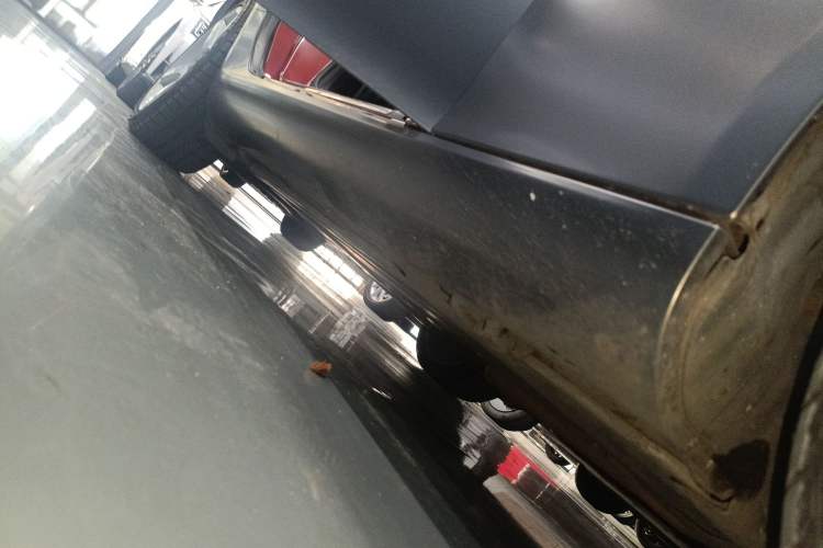 Used Mercedes-Benz SLK-Class 2011 SLK 200 Fashion Model Right Side Sill