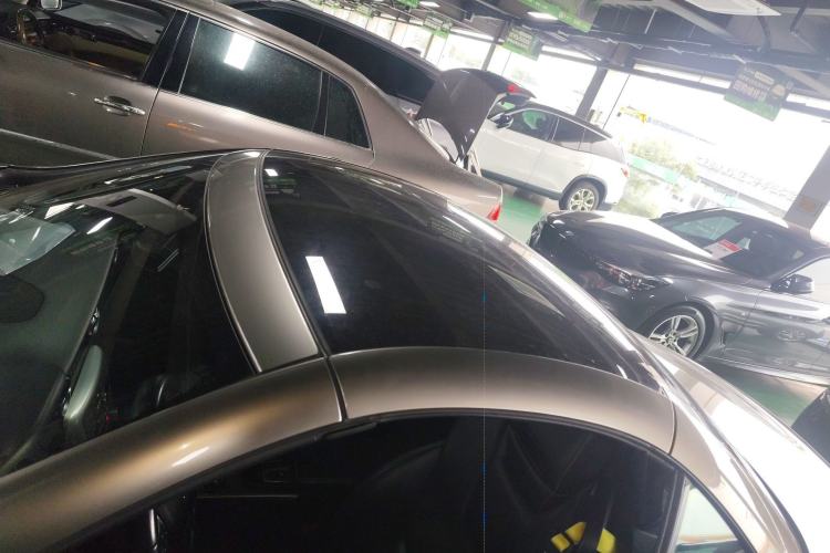 Used Mercedes-Benz SLK-Class 2011 SLK 200 Fashion Model Roof