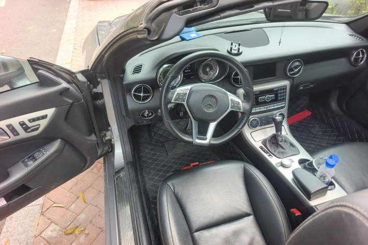 Used Mercedes-Benz SLK-Class 2011 SLK 200 Fashion Model Steering Wheel