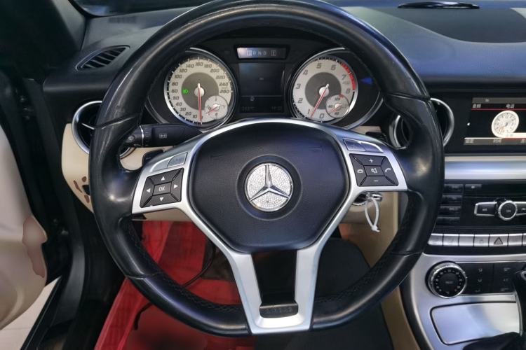 Used Mercedes-Benz SLK-Class 2011 SLK 200 Fashion Model Steering Wheel