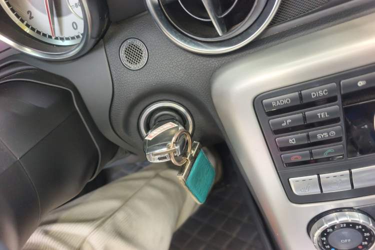 Used Mercedes-Benz SLK-Class 2011 SLK 200 Fashion Model Vehicle Key