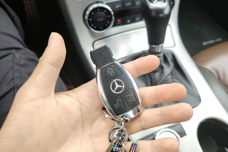 Used Mercedes-Benz SLK-Class 2011 SLK 350 Vehicle Key