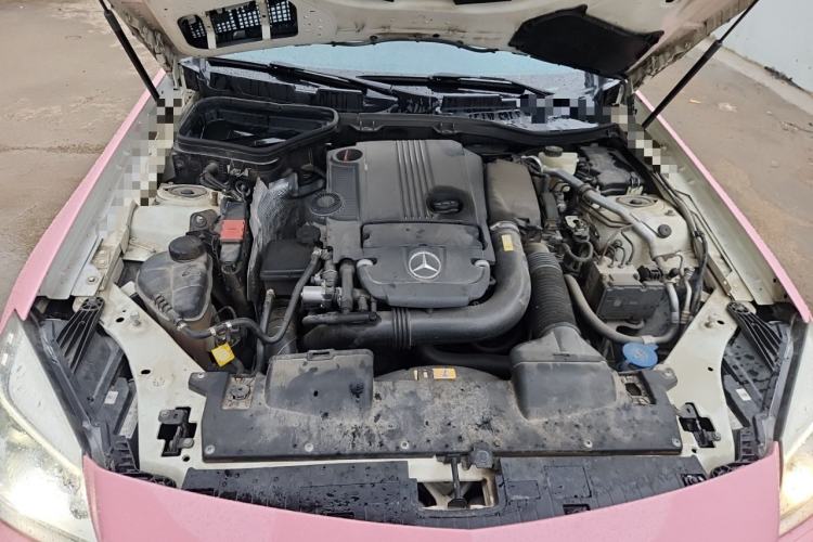 Used Mercedes-Benz SLK-Class 2011 SLK 200 Fashion Model Engine Bay