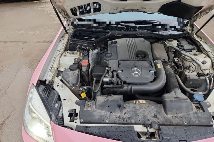 Used Mercedes-Benz SLK-Class 2011 SLK 200 Fashion Model Engine Bay Right