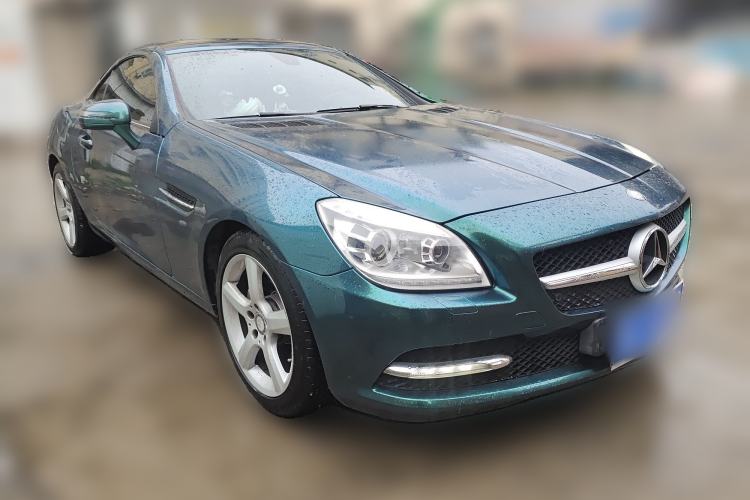Used Mercedes-Benz SLK-Class 2011 SLK 200 Fashion Model Front Right 45 Deg