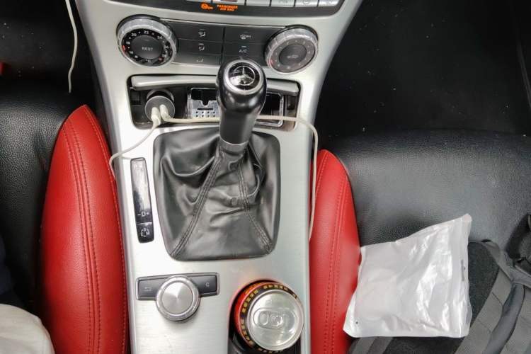 Used Mercedes-Benz SLK-Class 2011 SLK 200 Fashion Model Gear Lever