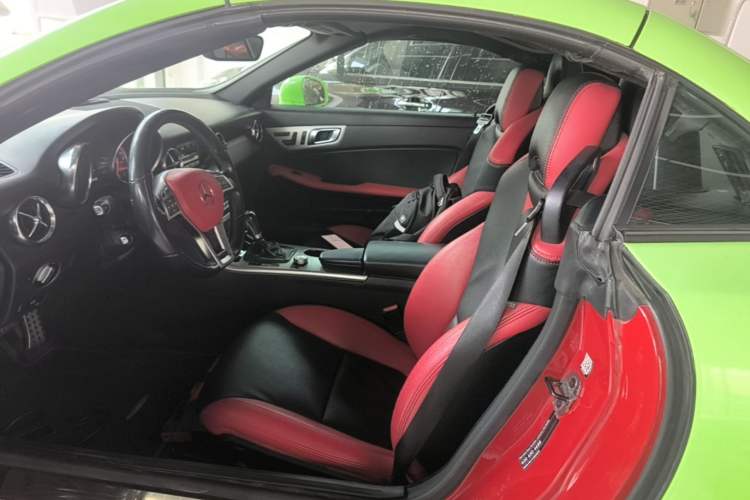 Used Mercedes-Benz SLK-Class 2011 SLK 200 Fashion Model Left Rear Seat