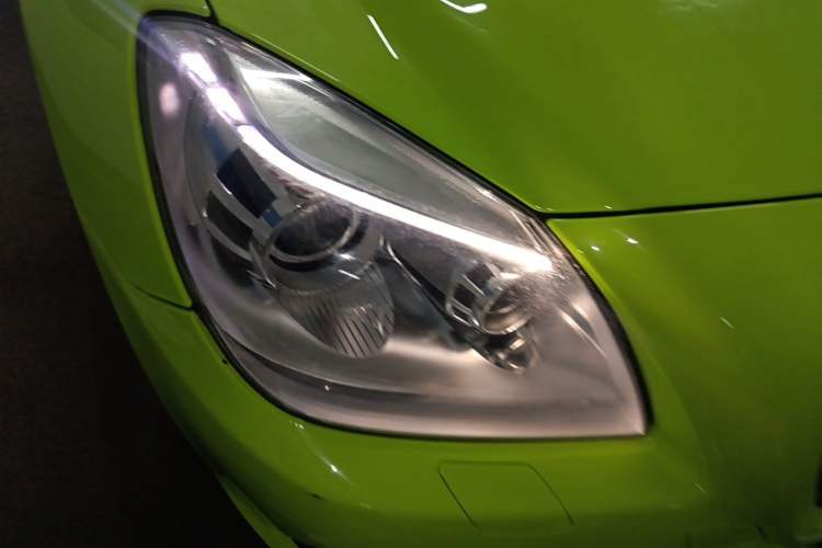 Used Mercedes-Benz SLK-Class 2011 SLK 200 Fashion Model Right Front Headlight
