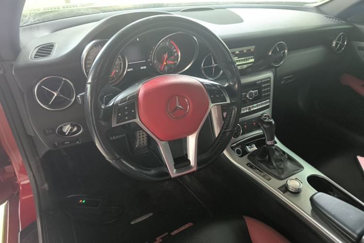 Used Mercedes-Benz SLK-Class 2011 SLK 200 Fashion Model Steering Wheel