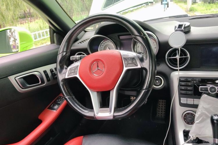 Used Mercedes-Benz SLK-Class 2011 SLK 200 Fashion Model Steering Wheel